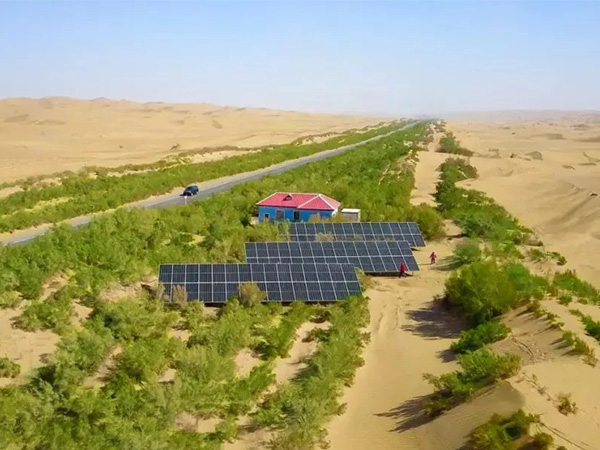 塔裏(li)木油田(tián)綠色“光(guāng)”景無限(xiàn)好